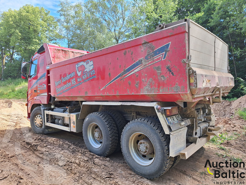 Volvo FH 16 6X4 - Kravas automašīna pašizgāzējs: foto 4 Volvo FH 16 6X4 - Kravas automašīna pašizgāzējs: foto 4