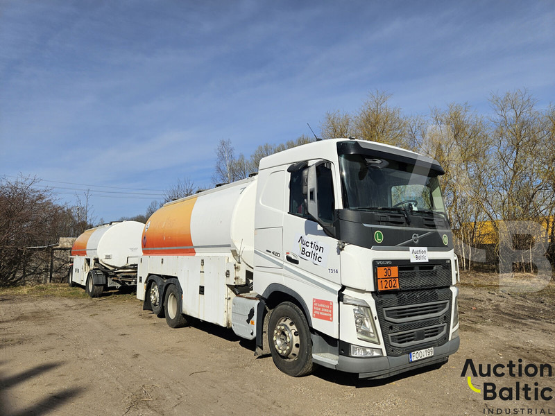 Volvo FH 420 - Autocisterna: foto 1 Volvo FH 420 - Autocisterna: foto 1