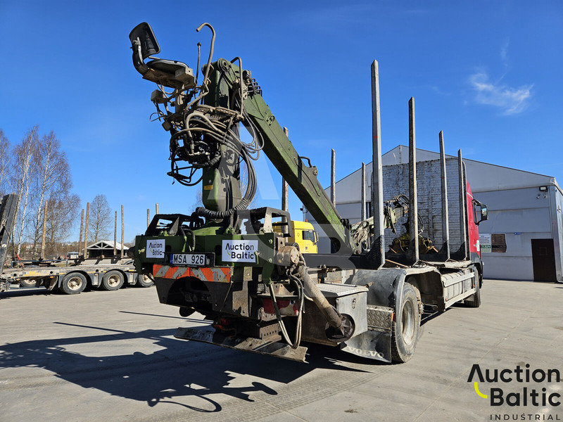 Volvo FH16 - Meža piekabe: foto 4 Volvo FH16 - Meža piekabe: foto 4