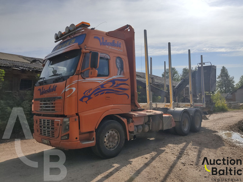 Volvo FH16 - Kokvedējs, Kravas auto ar manipulatoru: foto 2 Volvo FH16 - Kokvedējs, Kravas auto ar manipulatoru: foto 2
