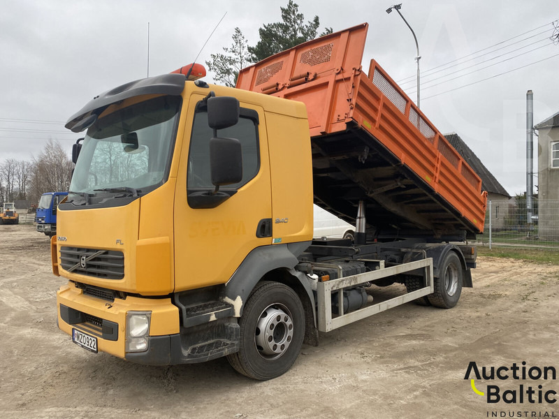 Volvo FL 240 4x2 - Kravas automašīna pašizgāzējs: foto 2 Volvo FL 240 4x2 - Kravas automašīna pašizgāzējs: foto 2