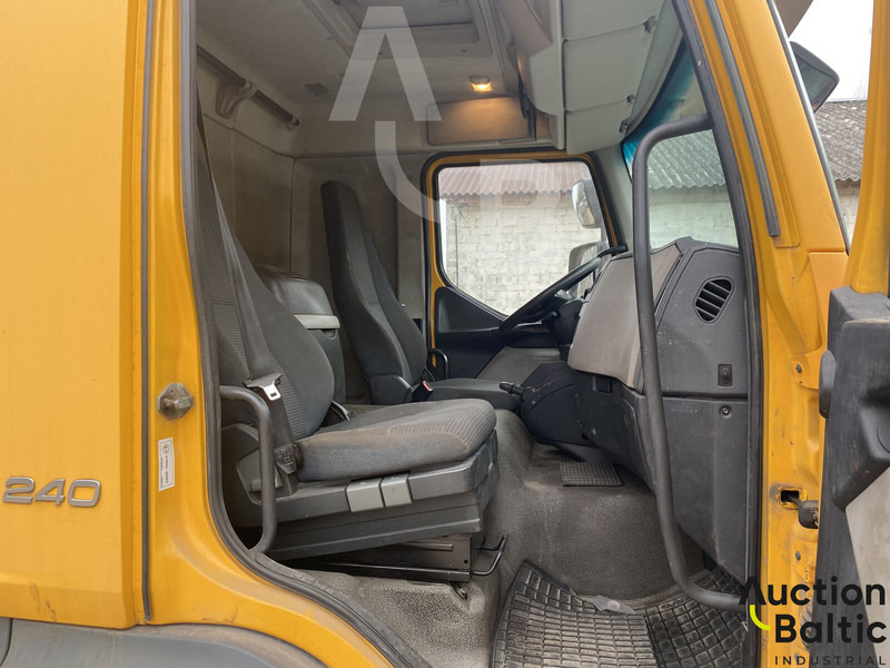 Kravas automašīna pašizgāzējs Volvo FL 240 4x2: foto 7 Kravas automašīna pašizgāzējs Volvo FL 240 4x2: foto 7