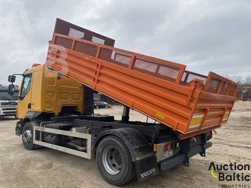 Volvo FL 240 4x2 - Kravas automašīna pašizgāzējs: foto 4 Volvo FL 240 4x2 - Kravas automašīna pašizgāzējs: foto 4