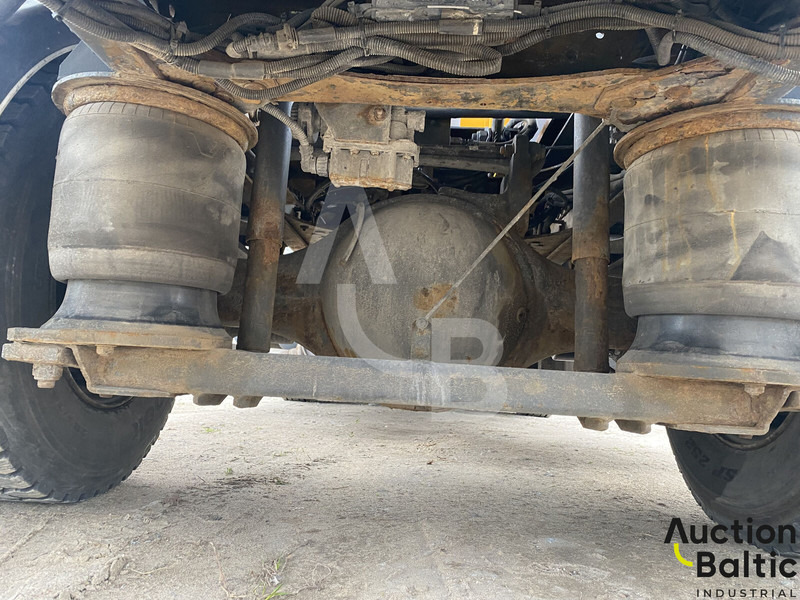 Kravas automašīna pašizgāzējs Volvo FL 240 4x2: foto 16 Kravas automašīna pašizgāzējs Volvo FL 240 4x2: foto 16