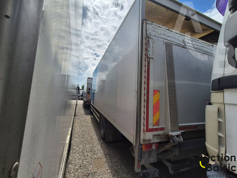 Volvo FL240 - Kravas automašīna ar slēgto virsbūvi: foto 4 Volvo FL240 - Kravas automašīna ar slēgto virsbūvi: foto 4