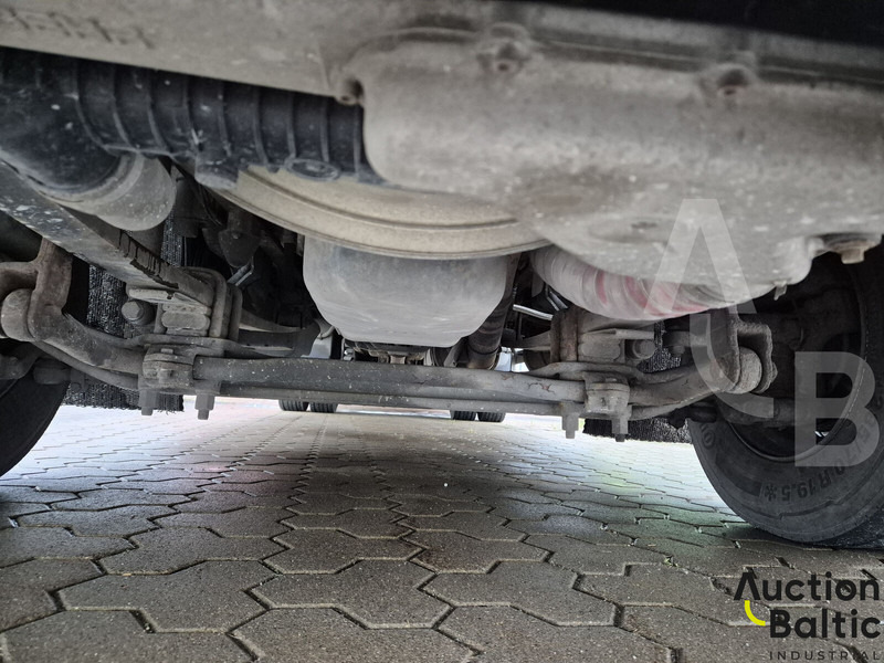 Kravas automašīna ar slēgto virsbūvi Volvo FL240: foto 17 Kravas automašīna ar slēgto virsbūvi Volvo FL240: foto 17