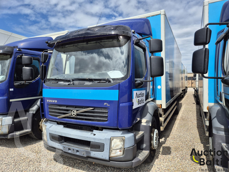 Volvo FL240 - Kravas automašīna ar slēgto virsbūvi: foto 2 Volvo FL240 - Kravas automašīna ar slēgto virsbūvi: foto 2