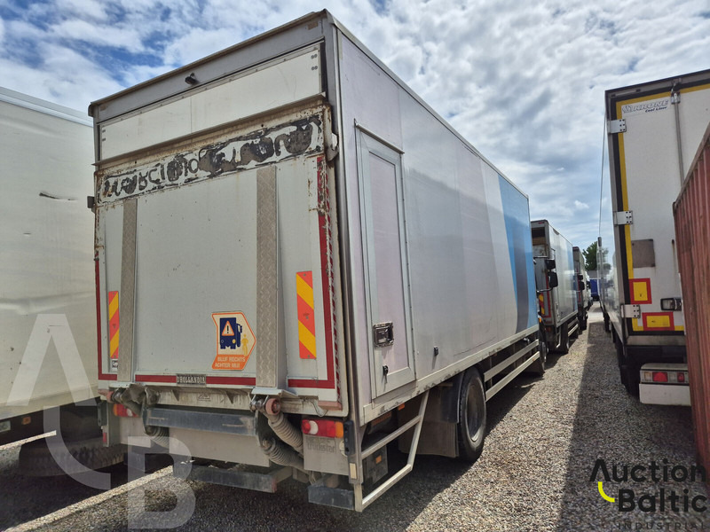 Volvo FL240 - Kravas automašīna ar slēgto virsbūvi: foto 3 Volvo FL240 - Kravas automašīna ar slēgto virsbūvi: foto 3