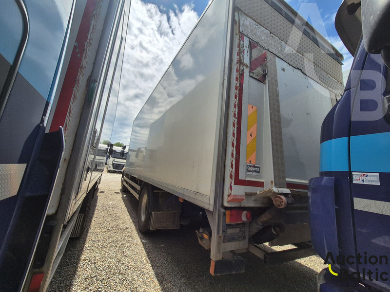 Volvo FL240 - Kravas automašīna ar slēgto virsbūvi: foto 3 Volvo FL240 - Kravas automašīna ar slēgto virsbūvi: foto 3