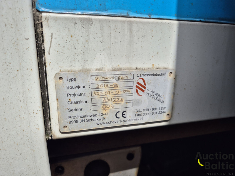 Kravas automašīna ar slēgto virsbūvi Volvo FL240: foto 15