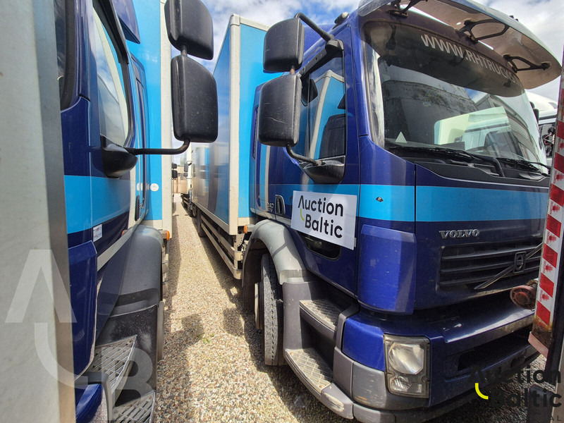 Volvo FL240 - Kravas automašīna ar slēgto virsbūvi: foto 2 Volvo FL240 - Kravas automašīna ar slēgto virsbūvi: foto 2
