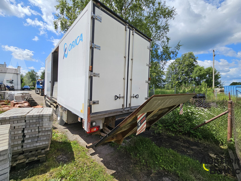 Volvo FL615 - Kravas automašīna ar slēgto virsbūvi: foto 3 Volvo FL615 - Kravas automašīna ar slēgto virsbūvi: foto 3