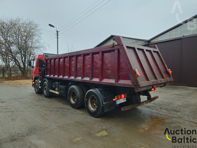 Volvo FM12 - Kravas automašīna pašizgāzējs: foto 5 Volvo FM12 - Kravas automašīna pašizgāzējs: foto 5