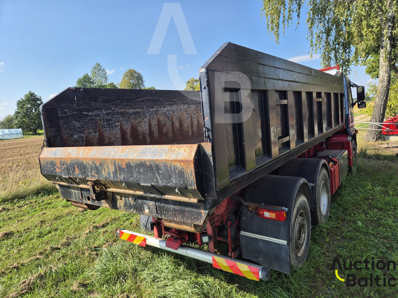 Volvo FM12 - Kravas automašīna pašizgāzējs: foto 4 Volvo FM12 - Kravas automašīna pašizgāzējs: foto 4