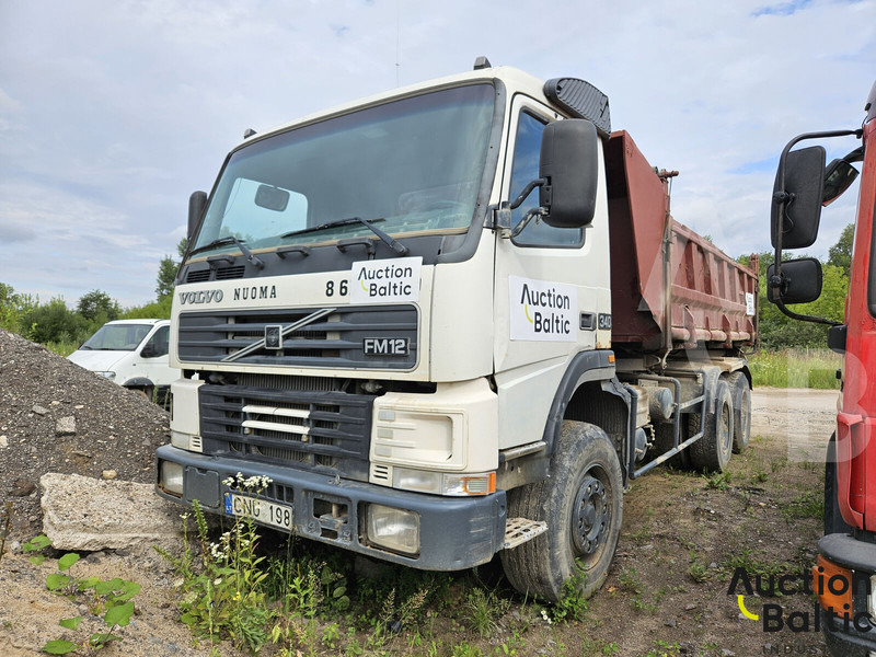 Volvo FM12 - Kravas automašīna pašizgāzējs: foto 1 Volvo FM12 - Kravas automašīna pašizgāzējs: foto 1