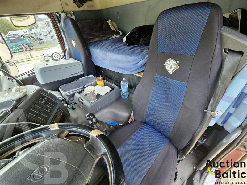 Autovedējs Volvo FM440: foto 10