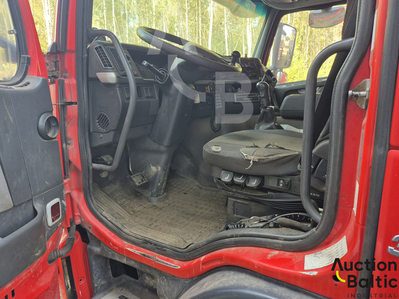 Volvo FM9 - Kravas automašīna pašizgāzējs: foto 5 Volvo FM9 - Kravas automašīna pašizgāzējs: foto 5