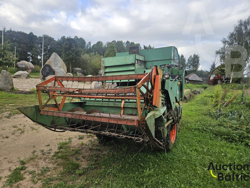 Westerasmaskiner AB AKTIV 800 - Labības kombains: foto 2 Westerasmaskiner AB AKTIV 800 - Labības kombains: foto 2
