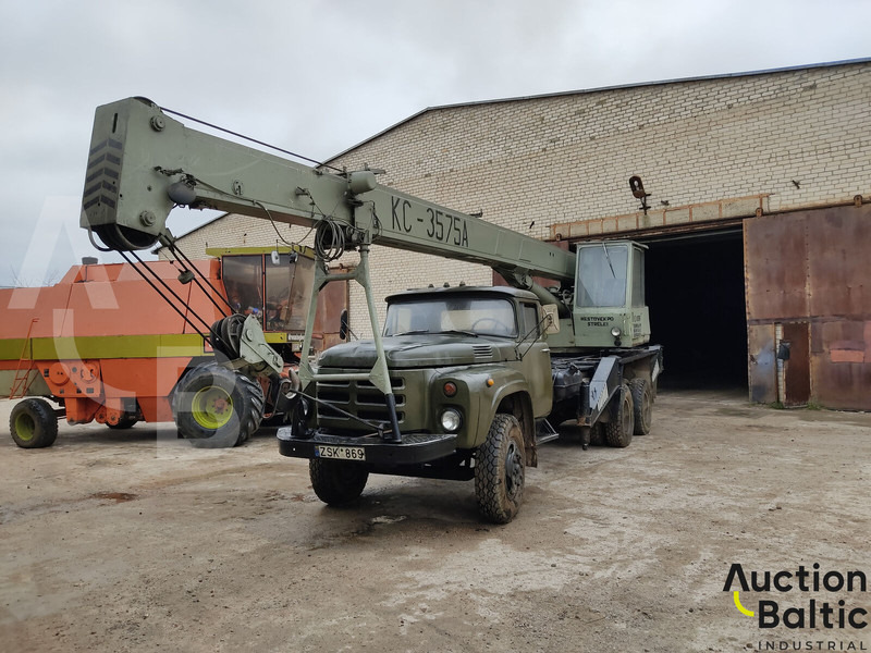 ZIL 133 - Visurgājējs celtnis: foto 1 ZIL 133 - Visurgājējs celtnis: foto 1