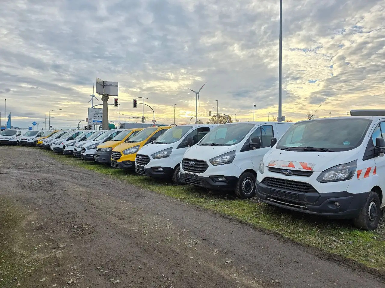 Ford Transit Custom/Werkstattfahrzeug - Kravas mikroautobuss: foto 1 Ford Transit Custom/Werkstattfahrzeug - Kravas mikroautobuss: foto 1