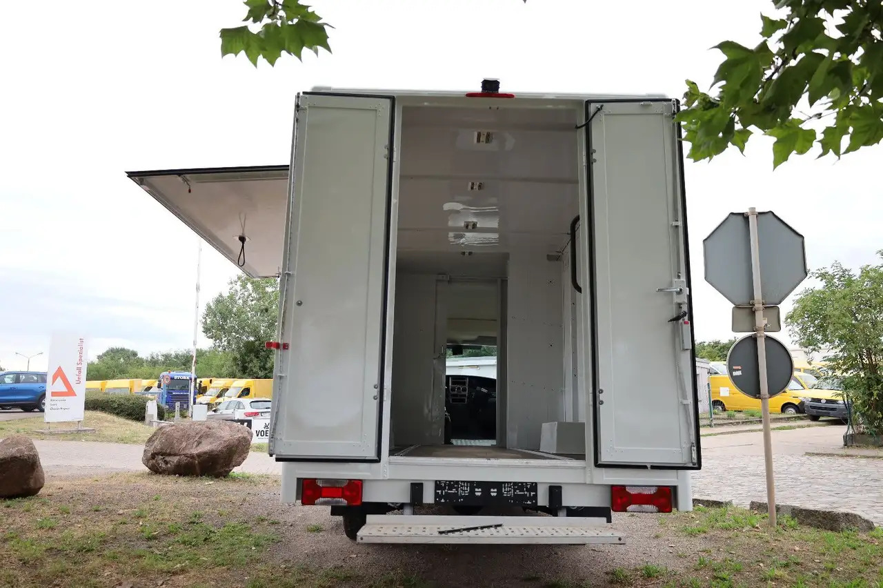 Iveco C30C/ FOODTRUCK/ Daily - Tirdzniecības kravas automašīna: foto 5 Iveco C30C/ FOODTRUCK/ Daily - Tirdzniecības kravas automašīna: foto 5