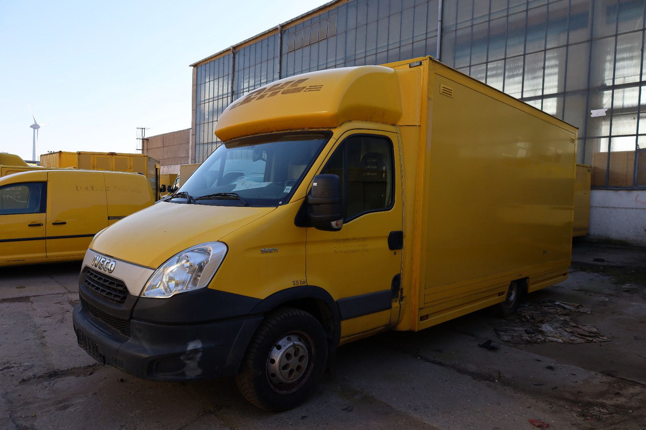 Iveco Daily/ Regalsystem/Luftfeder/Motorschaden - Furgons ar slēgtā virsbūve: foto 2 Iveco Daily/ Regalsystem/Luftfeder/Motorschaden - Furgons ar slēgtā virsbūve: foto 2
