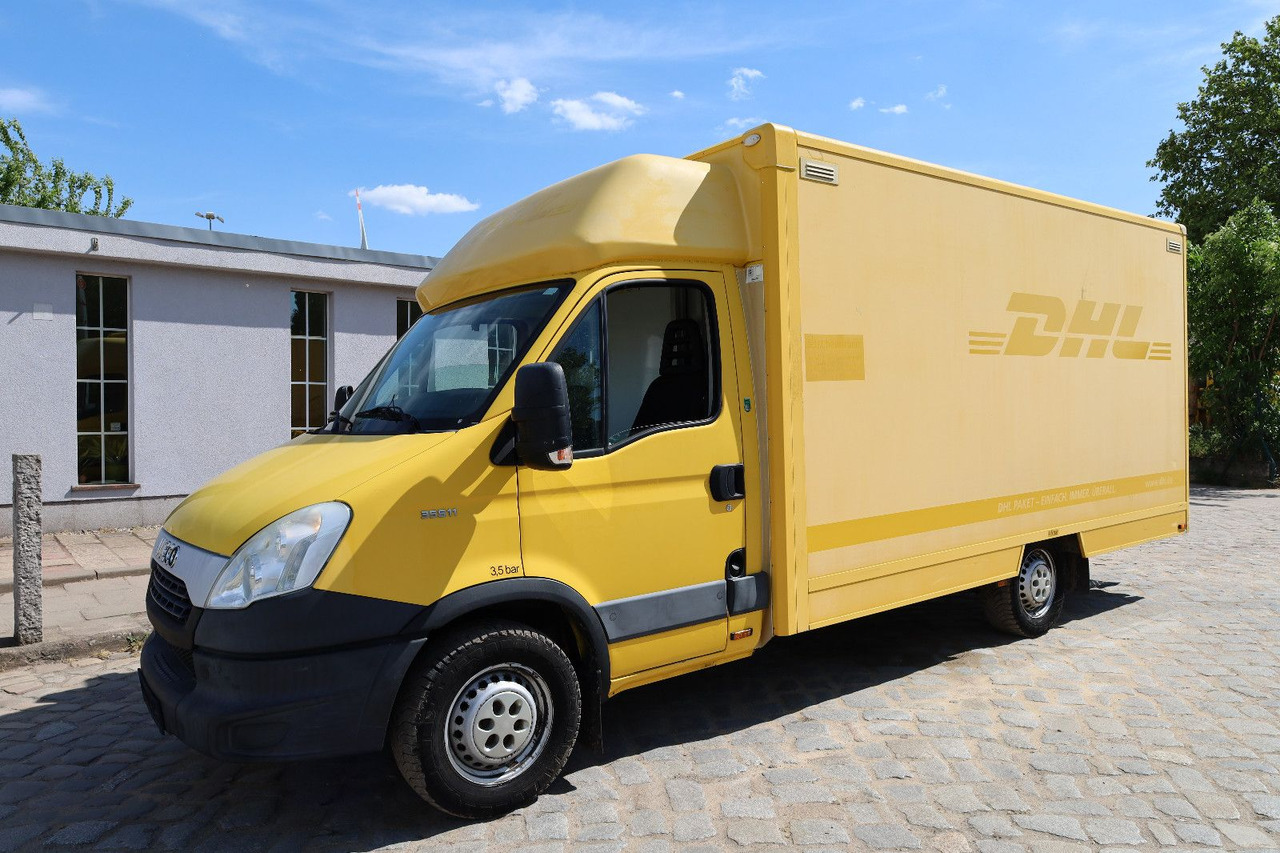 Iveco IS35SI2AA Daily/ Regalsystem/Luftfeder - Furgons ar slēgtā virsbūve: foto 1 Iveco IS35SI2AA Daily/ Regalsystem/Luftfeder - Furgons ar slēgtā virsbūve: foto 1