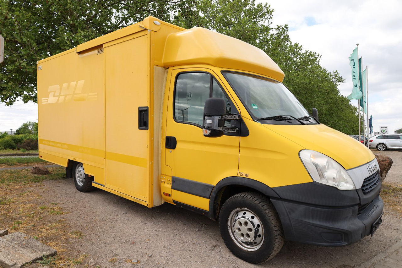 Iveco IS35SI2AA Daily/ Regalsystem/Luftfeder - Furgons ar slēgtā virsbūve: foto 1 Iveco IS35SI2AA Daily/ Regalsystem/Luftfeder - Furgons ar slēgtā virsbūve: foto 1