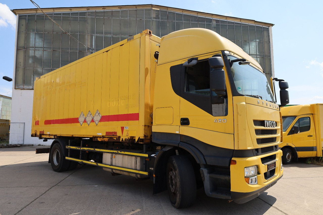 Iveco STRALIS/Magirus/L042/1. Hand - Konteineru vedējs/ Kravas automašīna ar noņemamā virsbūve: foto 2 Iveco STRALIS/Magirus/L042/1. Hand - Konteineru vedējs/ Kravas automašīna ar noņemamā virsbūve: foto 2