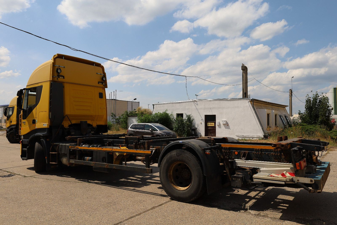 Iveco STRALIS/Magirus/L042/1. Hand - Konteineru vedējs/ Kravas automašīna ar noņemamā virsbūve: foto 4 Iveco STRALIS/Magirus/L042/1. Hand - Konteineru vedējs/ Kravas automašīna ar noņemamā virsbūve: foto 4