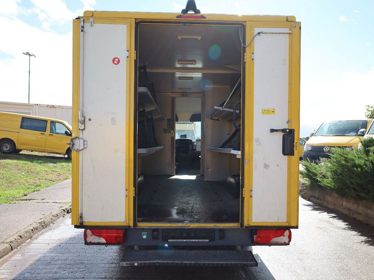 Mercedes-Benz Sprinter II Pritsche/ Koffer/Regalsystem - Furgons ar slēgtā virsbūve: foto 5 Mercedes-Benz Sprinter II Pritsche/ Koffer/Regalsystem - Furgons ar slēgtā virsbūve: foto 5