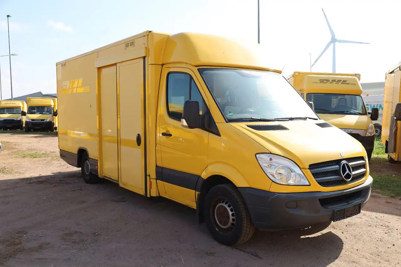 Mercedes-Benz Sprinter II Pritsche/ Koffer/Regalsystem - Furgons ar slēgtā virsbūve: foto 2 Mercedes-Benz Sprinter II Pritsche/ Koffer/Regalsystem - Furgons ar slēgtā virsbūve: foto 2