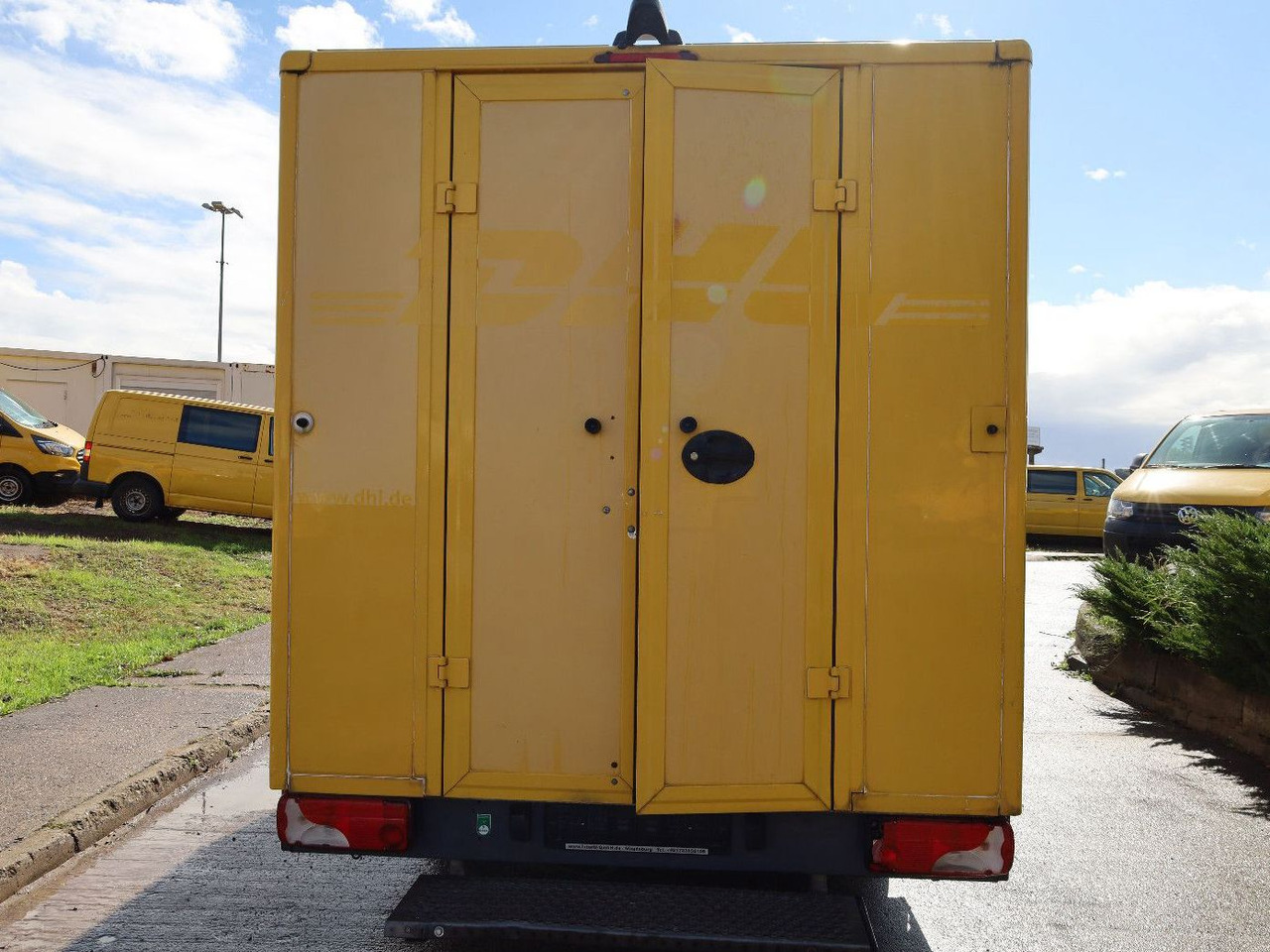 Mercedes-Benz Sprinter II Pritsche/ Koffer/Regalsystem - Furgons ar slēgtā virsbūve: foto 4 Mercedes-Benz Sprinter II Pritsche/ Koffer/Regalsystem - Furgons ar slēgtā virsbūve: foto 4