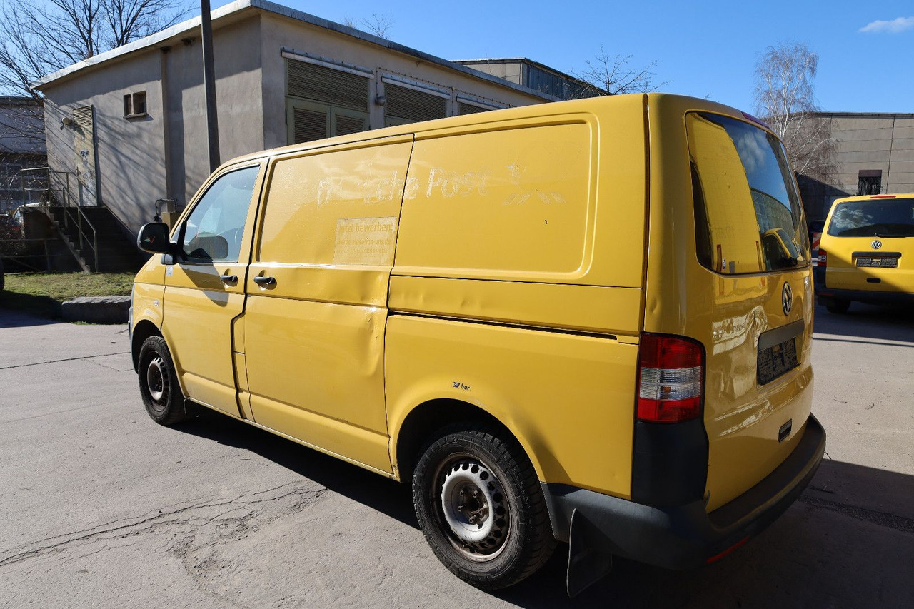 Volkswagen T5 Transporter/2.0 TDI/EU5/1.Hand/Motorschaden - Mazs furgons: foto 4 Volkswagen T5 Transporter/2.0 TDI/EU5/1.Hand/Motorschaden - Mazs furgons: foto 4