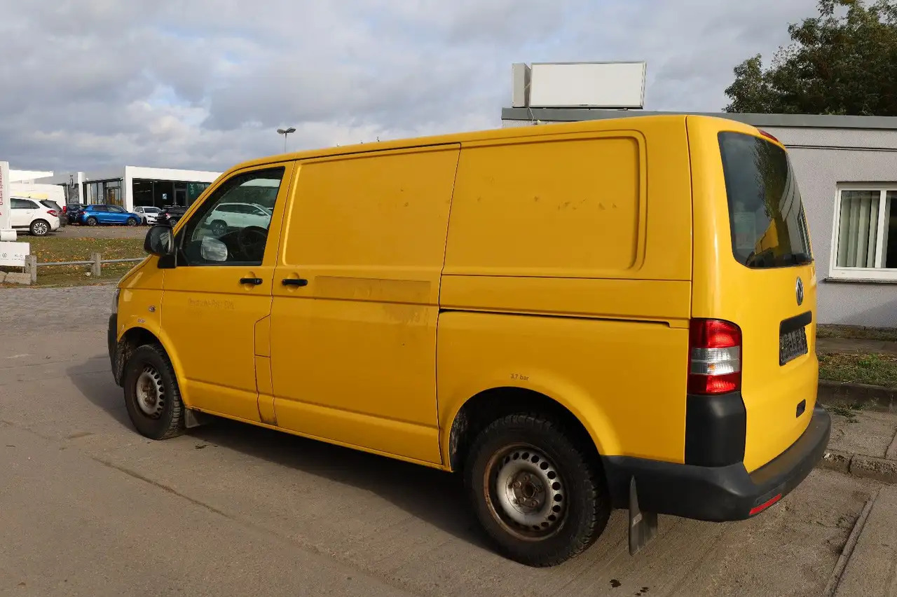 Volkswagen T5 Transporter/ 2.0 TDI/EU5/1.Hand - Kravas mikroautobuss: foto 5 Volkswagen T5 Transporter/ 2.0 TDI/EU5/1.Hand - Kravas mikroautobuss: foto 5