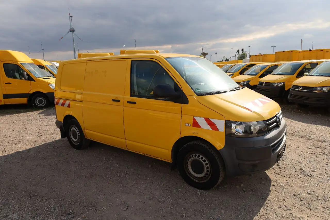 Volkswagen T5 Transporter/ 2.0 TDI/EU5/Werkstattfahrzeug - Kravas mikroautobuss: foto 3 Volkswagen T5 Transporter/ 2.0 TDI/EU5/Werkstattfahrzeug - Kravas mikroautobuss: foto 3