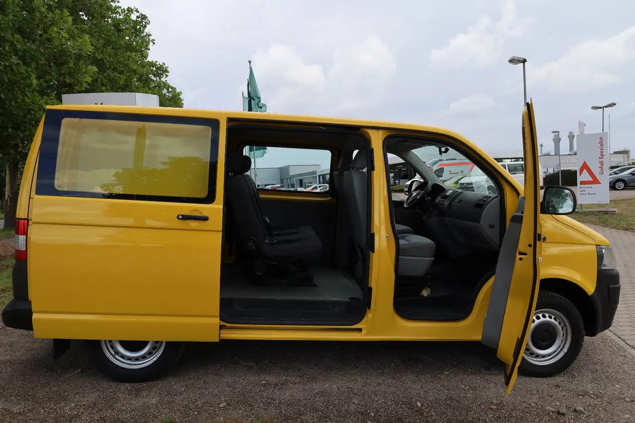 Volkswagen T5 Transporter Kasten-Kombi 2.0 TDI/EU5/5-Sitze - Kravas-pasažieru furgons: foto 1 Volkswagen T5 Transporter Kasten-Kombi 2.0 TDI/EU5/5-Sitze - Kravas-pasažieru furgons: foto 1