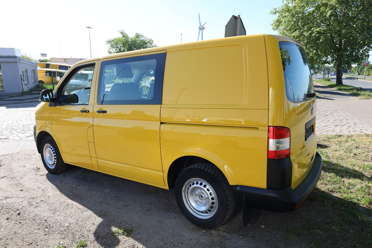 Volkswagen T5 Transporter Kasten-Kombi 2.0 TDI/EU5/5-Sitze - Pasažieru furgons: foto 5 Volkswagen T5 Transporter Kasten-Kombi 2.0 TDI/EU5/5-Sitze - Pasažieru furgons: foto 5