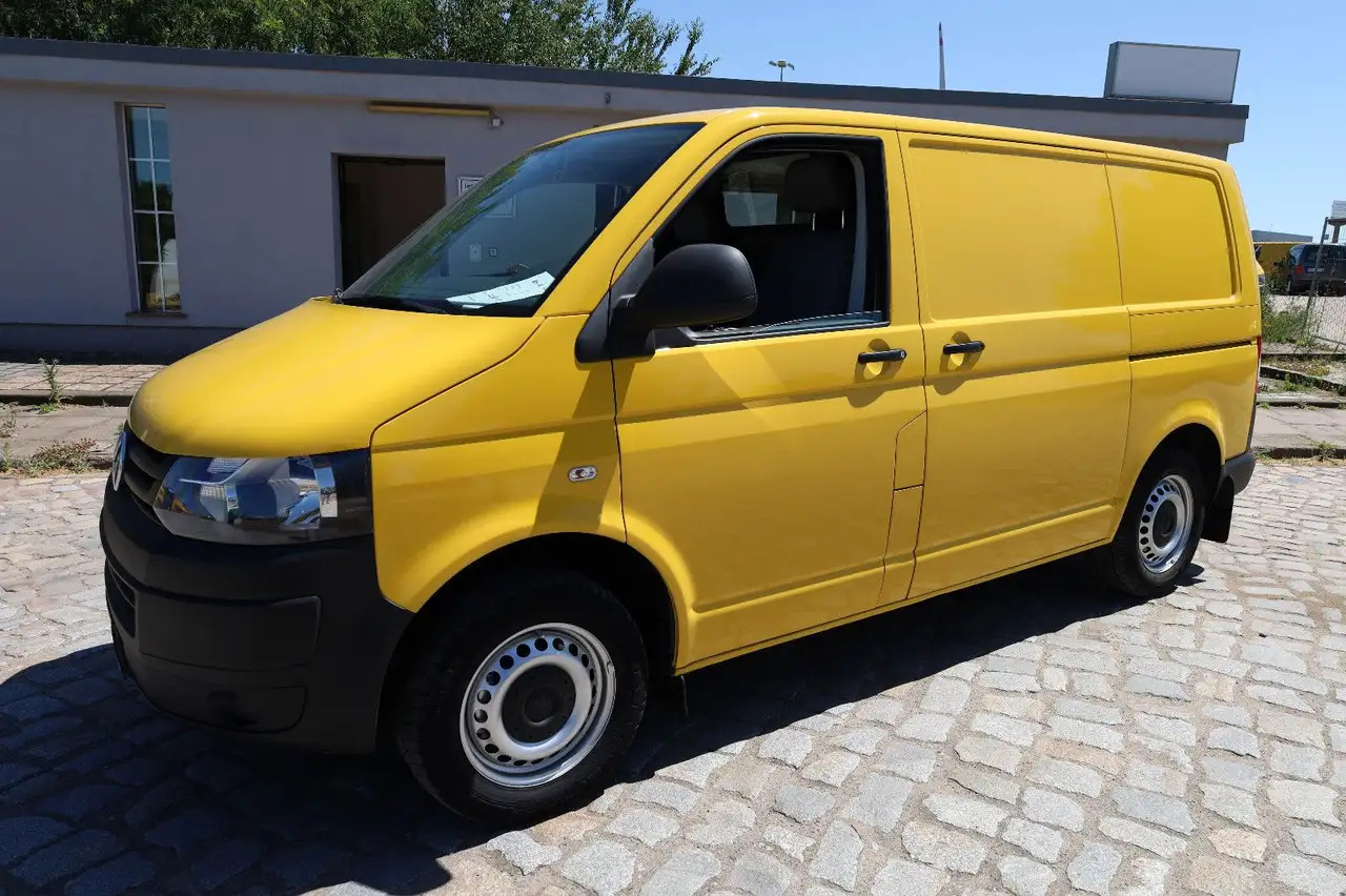 Volkswagen T5 Transporter Kasten-Kombi 2.0 TDI/EU5 - Vieglā automašīna: foto 2 Volkswagen T5 Transporter Kasten-Kombi 2.0 TDI/EU5 - Vieglā automašīna: foto 2