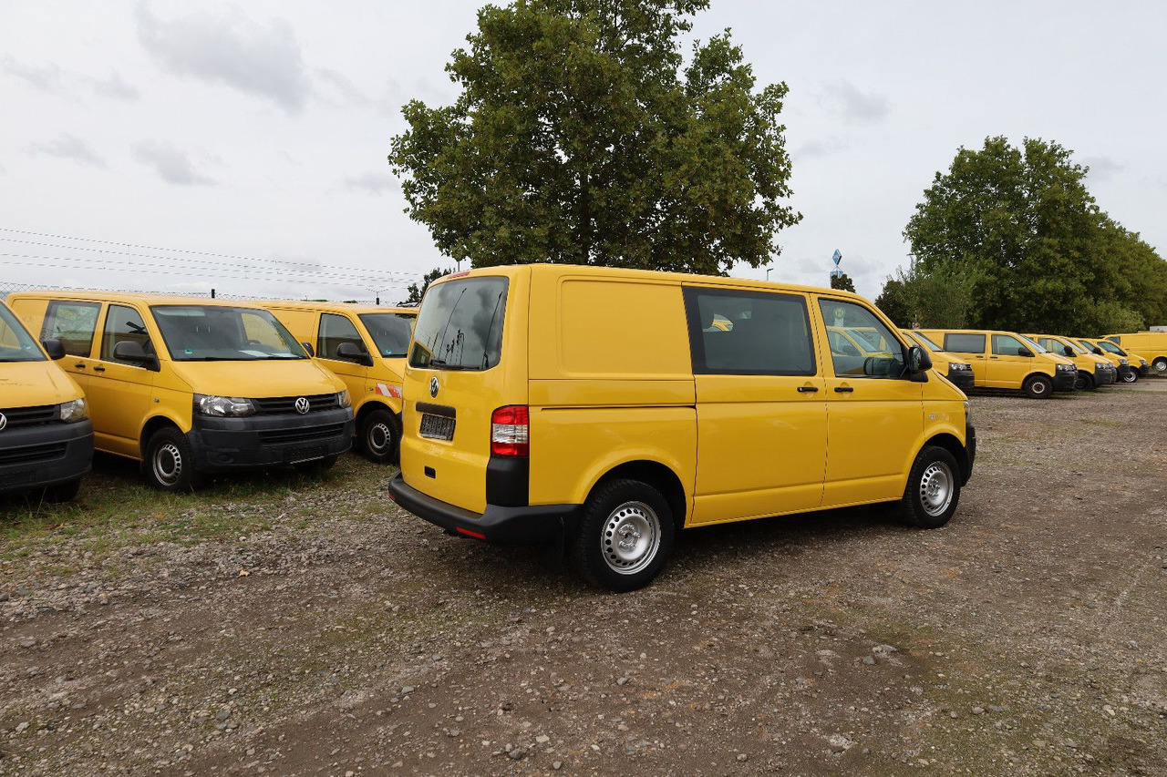 Volkswagen T5 Transporter Kasten-Kombi 2.0 TDI/EU5 - Pasažieru furgons: foto 5 Volkswagen T5 Transporter Kasten-Kombi 2.0 TDI/EU5 - Pasažieru furgons: foto 5
