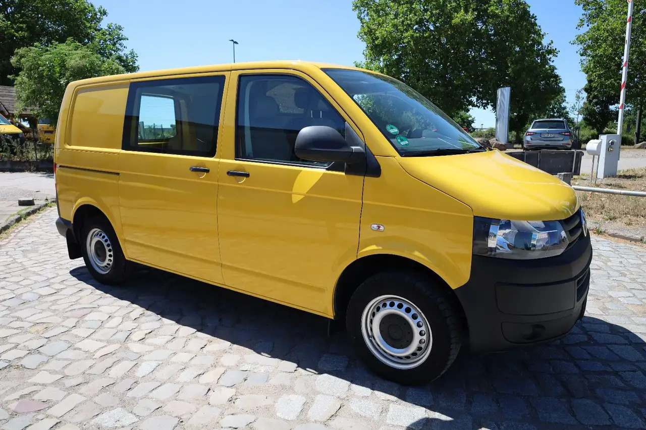 Volkswagen T5 Transporter Kasten-Kombi 2.0 TDI/EU5 - Vieglā automašīna: foto 1 Volkswagen T5 Transporter Kasten-Kombi 2.0 TDI/EU5 - Vieglā automašīna: foto 1
