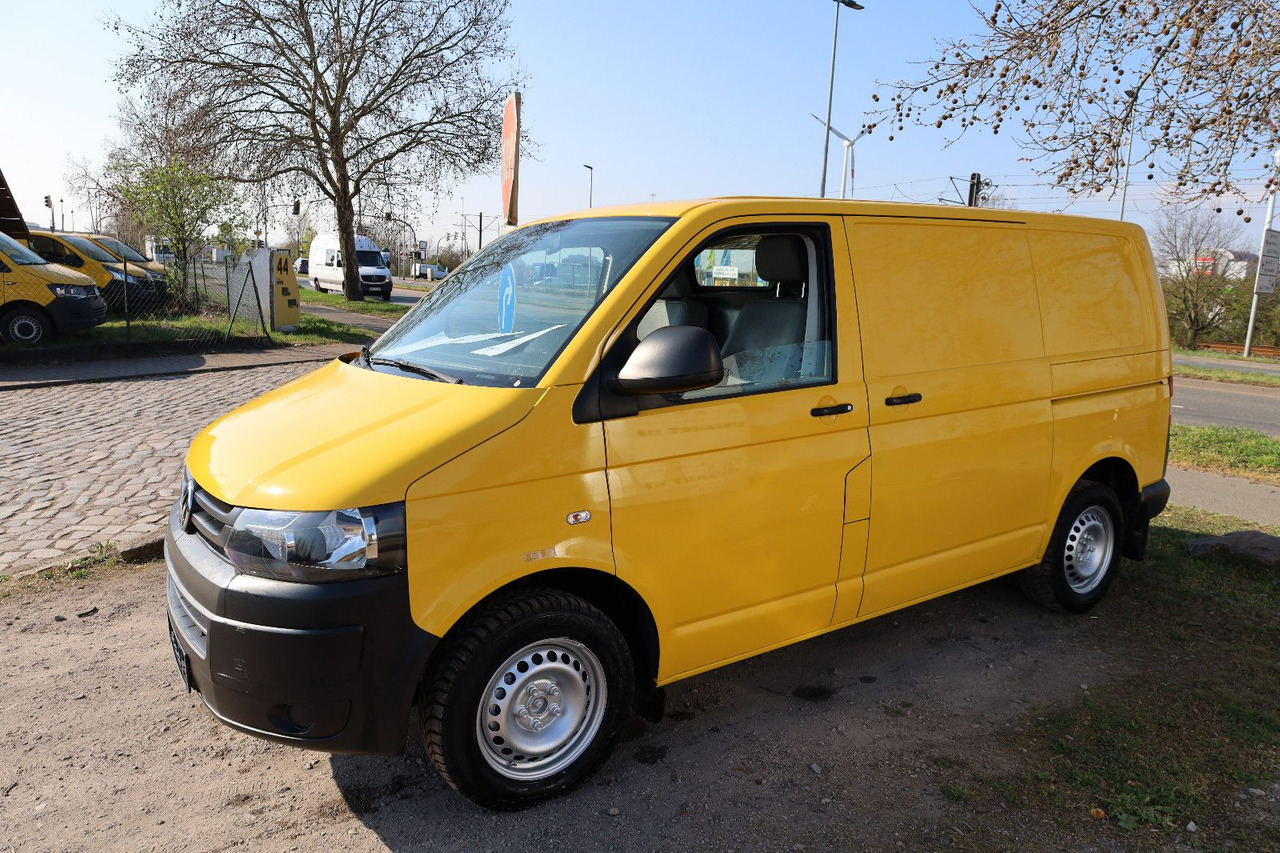 Volkswagen T5 Transporter Kasten-Kombi 2.0 TDI/EU5 - Mazs furgons: foto 2 Volkswagen T5 Transporter Kasten-Kombi 2.0 TDI/EU5 - Mazs furgons: foto 2
