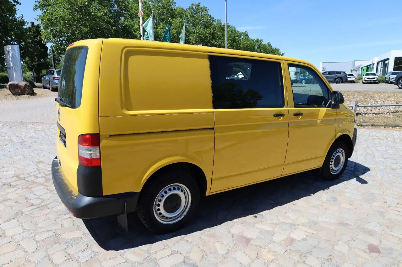 Volkswagen T5 Transporter Kasten-Kombi 2.0 TDI/EU5 - Vieglā automašīna: foto 3 Volkswagen T5 Transporter Kasten-Kombi 2.0 TDI/EU5 - Vieglā automašīna: foto 3