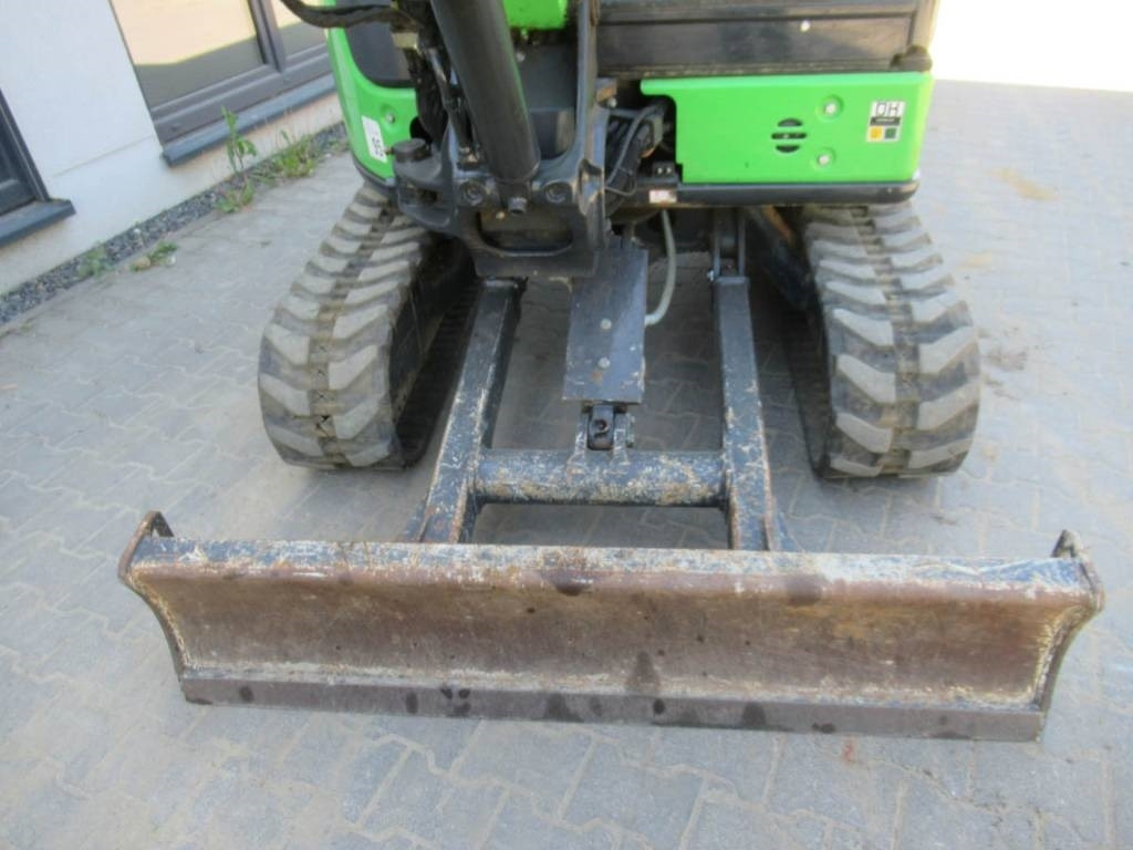 Hitachi ZX33U-6 Powertilt / Klima - Mini-ekskavators: foto 5 Hitachi ZX33U-6 Powertilt / Klima - Mini-ekskavators: foto 5