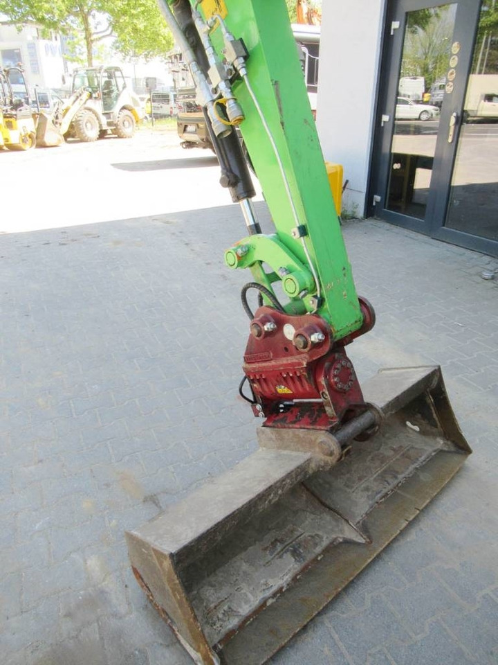 Hitachi ZX33U-6 Powertilt / Klima - Mini-ekskavators: foto 4 Hitachi ZX33U-6 Powertilt / Klima - Mini-ekskavators: foto 4