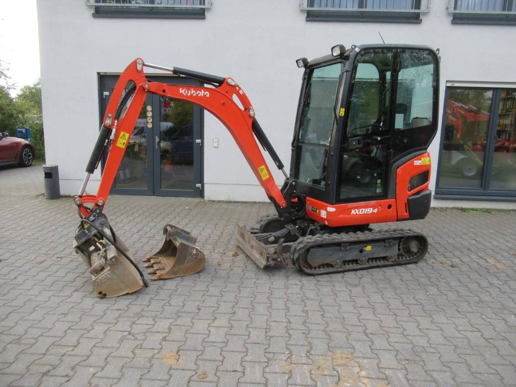 Kubota KX019-4 Löffelpacket - Mini-ekskavators: foto 1 Kubota KX019-4 Löffelpacket - Mini-ekskavators: foto 1