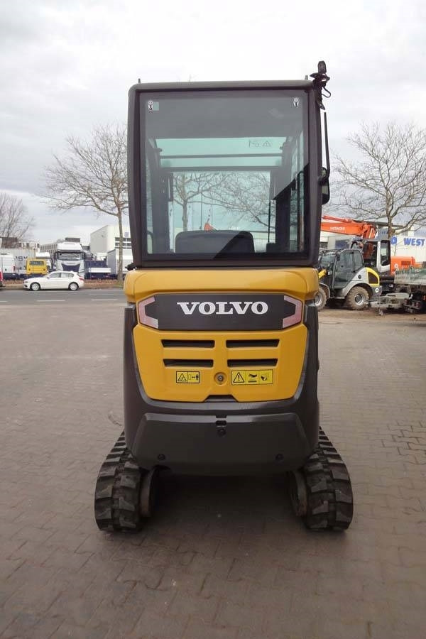 Volvo EC18D Löffelpaket - Mini-ekskavators: foto 3 Volvo EC18D Löffelpaket - Mini-ekskavators: foto 3