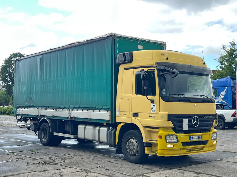 Mercedes-Benz Actros 1832 V6***3Pedal EPS***AIRCO-***Actros 1832*** - Kravas automašīna ar slēgto virsbūvi: foto 1 Mercedes-Benz Actros 1832 V6***3Pedal EPS***AIRCO-***Actros 1832*** - Kravas automašīna ar slēgto virsbūvi: foto 1