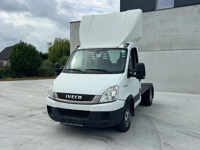 Iveco Daily 40C17 BE TREKKER*SMART TACHO*Belgian*3.0 diesel - Vilcējs: foto 1 Iveco Daily 40C17 BE TREKKER*SMART TACHO*Belgian*3.0 diesel - Vilcējs: foto 1