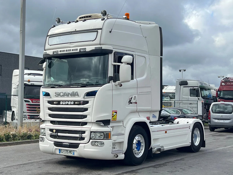 Scania R580 TOPLINE R580 full Air susp****Like new**** - Vilcējs: foto 1 Scania R580 TOPLINE R580 full Air susp****Like new**** - Vilcējs: foto 1
